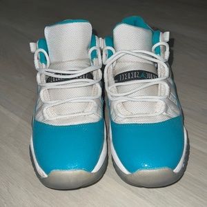 Air Jordan Nike 11 retro low aqua safari